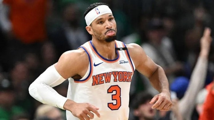 尼克斯送别卫冕冠军：25年来，第一次东决