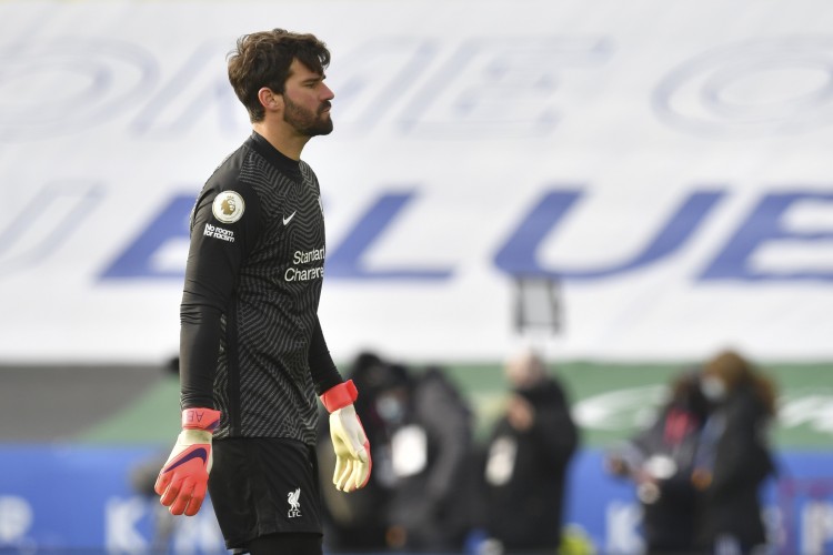 前罗马总监：阿利森仍生我的气，因为我那时更青睐什琴斯尼