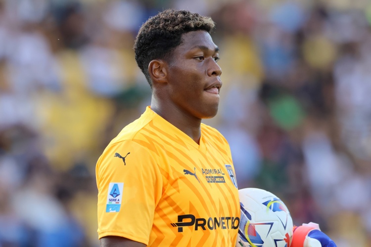 罗马诺：迈尼昂可能加盟切尔西，米兰有意米林科维奇和铃木彩艳